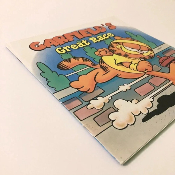 2002 Garfields Great Race Softcover Book Jim  Davis - Picture 5 of 16